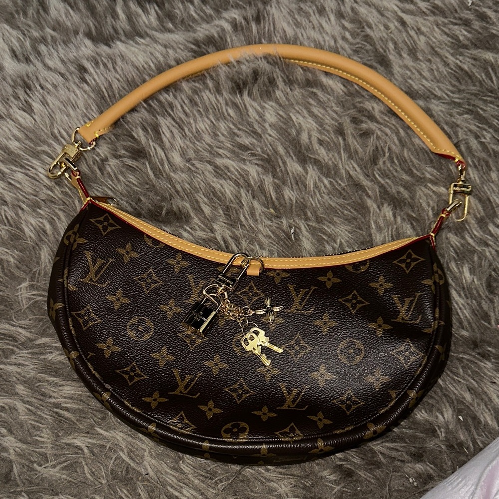 LV Tan Shoulder Bag